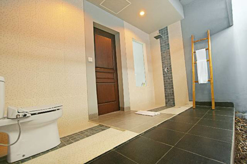 The Grey Boutique Inn Легиан Екстериор снимка