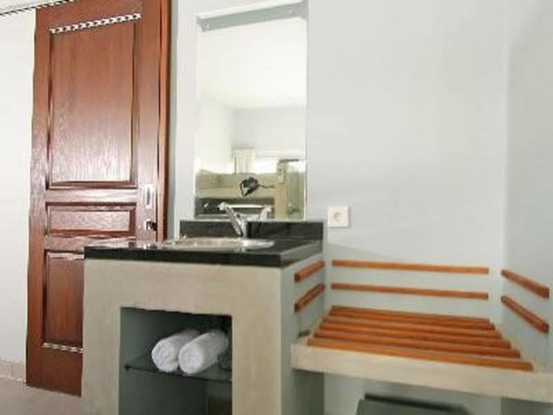 The Grey Boutique Inn Легиан Екстериор снимка